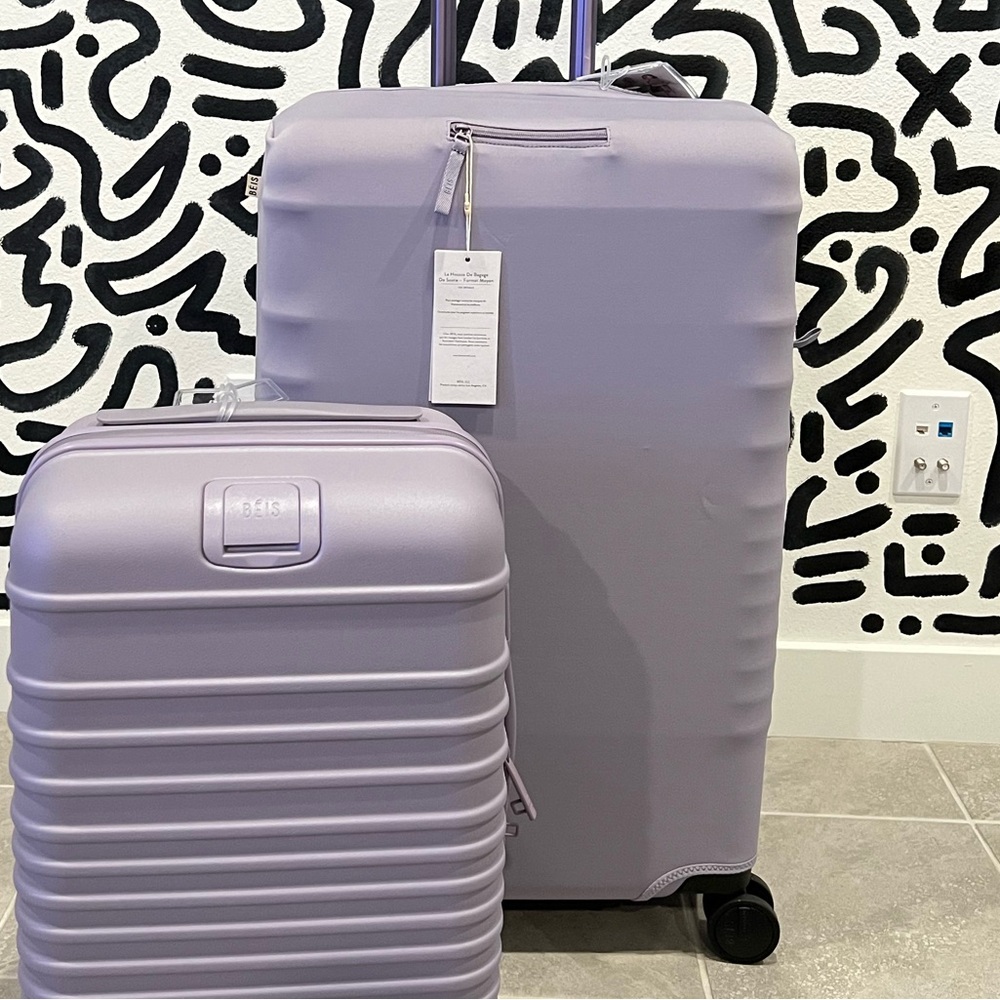 Beis medium luggage lavender with cover